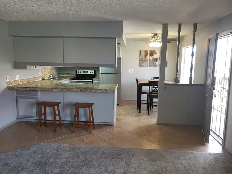 4300 N Lamont St #257 — Photo 3