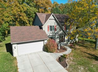 4236 W Tumblecreek Dr, Franklin, WI 53132