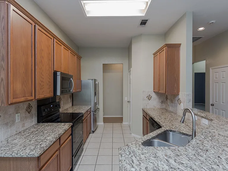 1296 Calistoga Dr — Photo 13