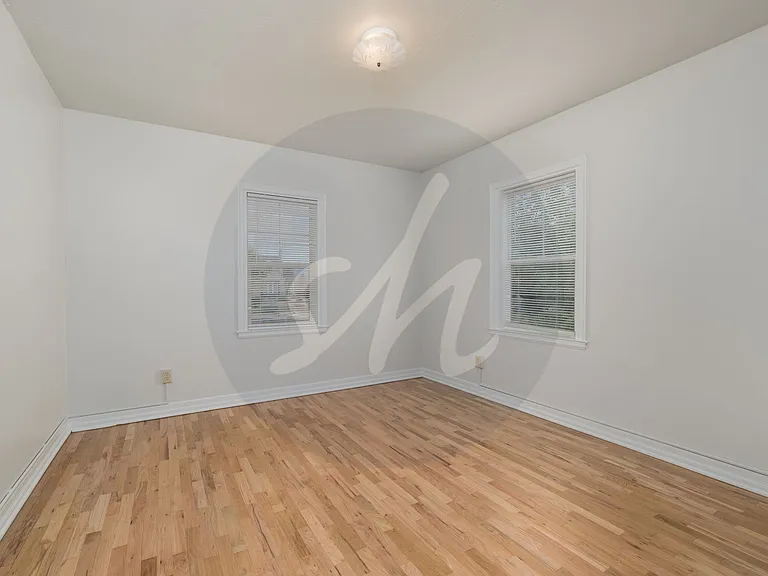 111 N Sheridan Ave — Photo 12