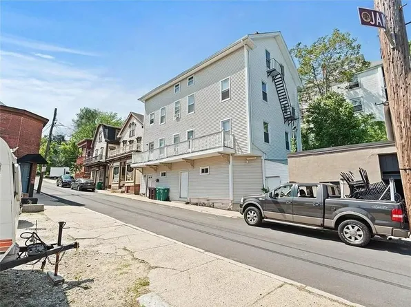 51 Cato St, Woonsocket, RI 02895