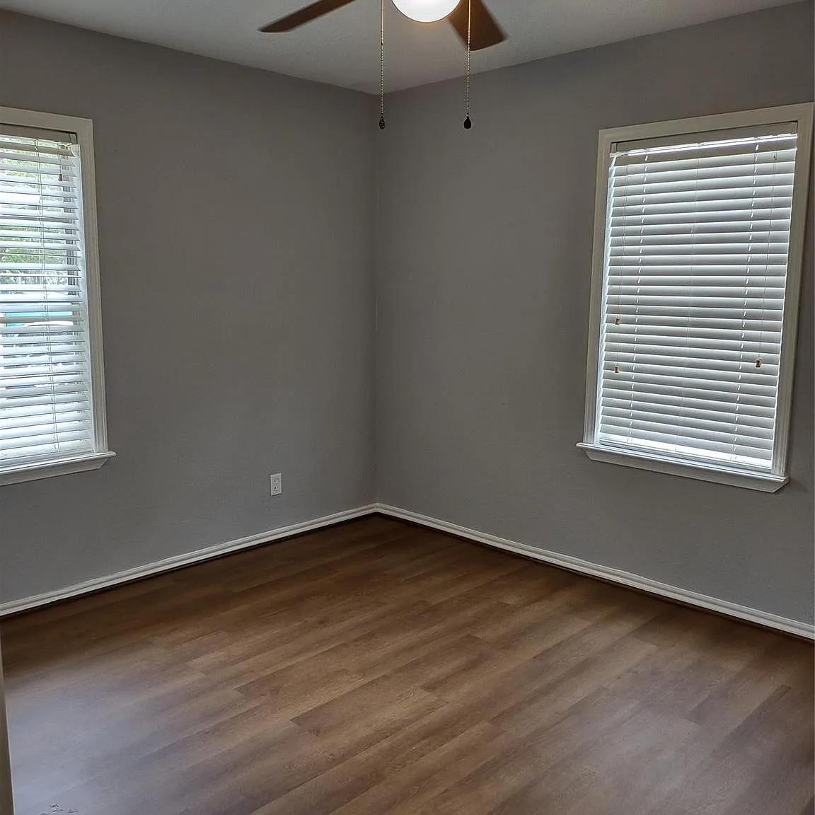 2 bed, 1.0 bath, 935 sqft, $1,295 — Photo 4