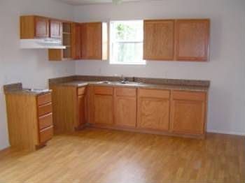 5th image of 1004 E Pine St