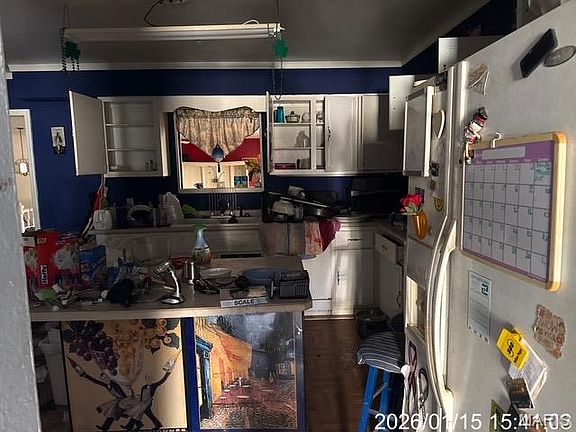 3rd image of 4073 Sycamore Ln