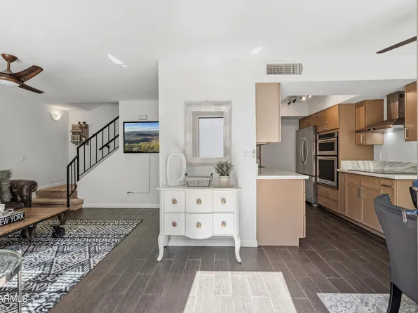8524 E BELLEVIEW Street, Scottsdale, AZ 85257