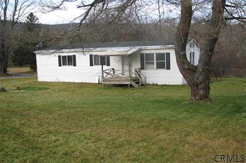 2nd image of 808 BEECH RIDGE Road