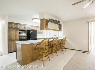 9520 Farragut Dr NE, Albuquerque, NM 87111