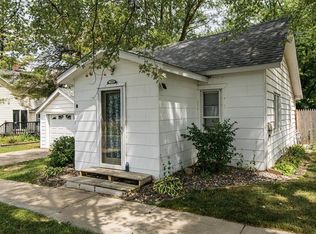 104 1st Ave NW, Dodge Center, MN 55927