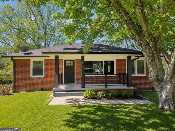 221 Napoleon Dr SW, Atlanta, GA 30314