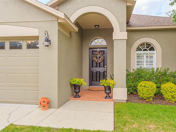 4th image of 4007 Stornoway Dr