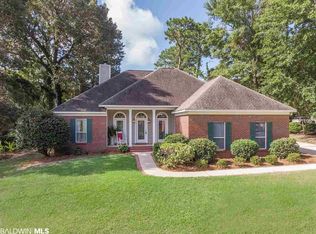 158 Country Club Dr, Daphne, AL 36526