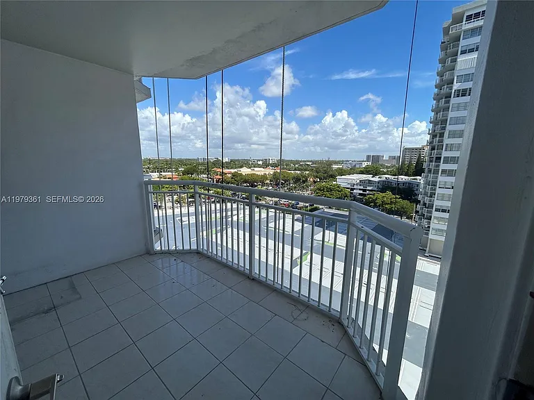 18031 Biscayne Blvd #904 — Photo 19