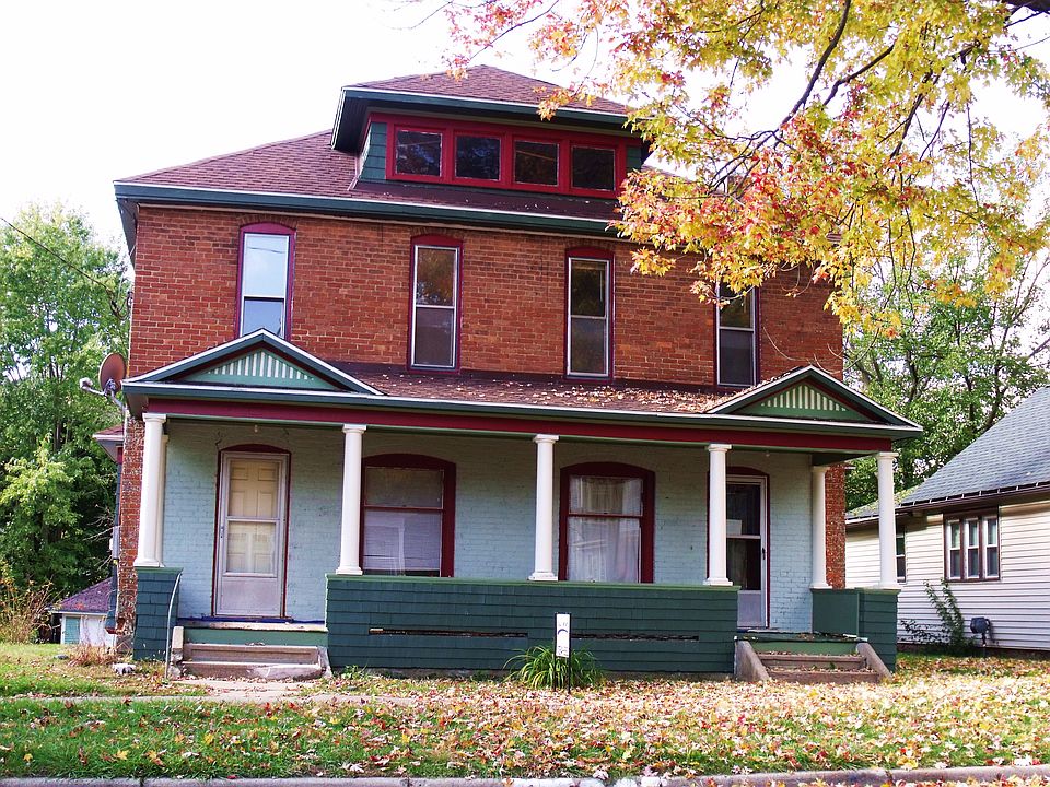 810 2nd St. Exterior