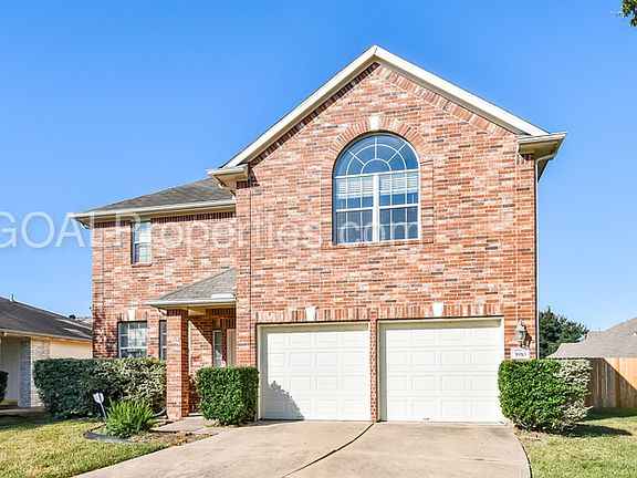 3rd image of 3910 Floral Way Ct