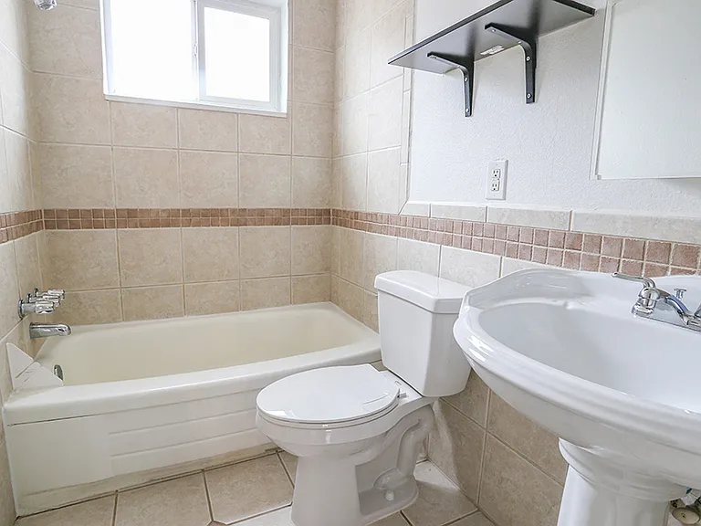 Lofts @ 1418 — Photo 37