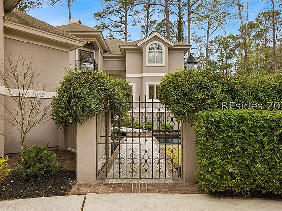 4th image of 8 Long Brow Rd