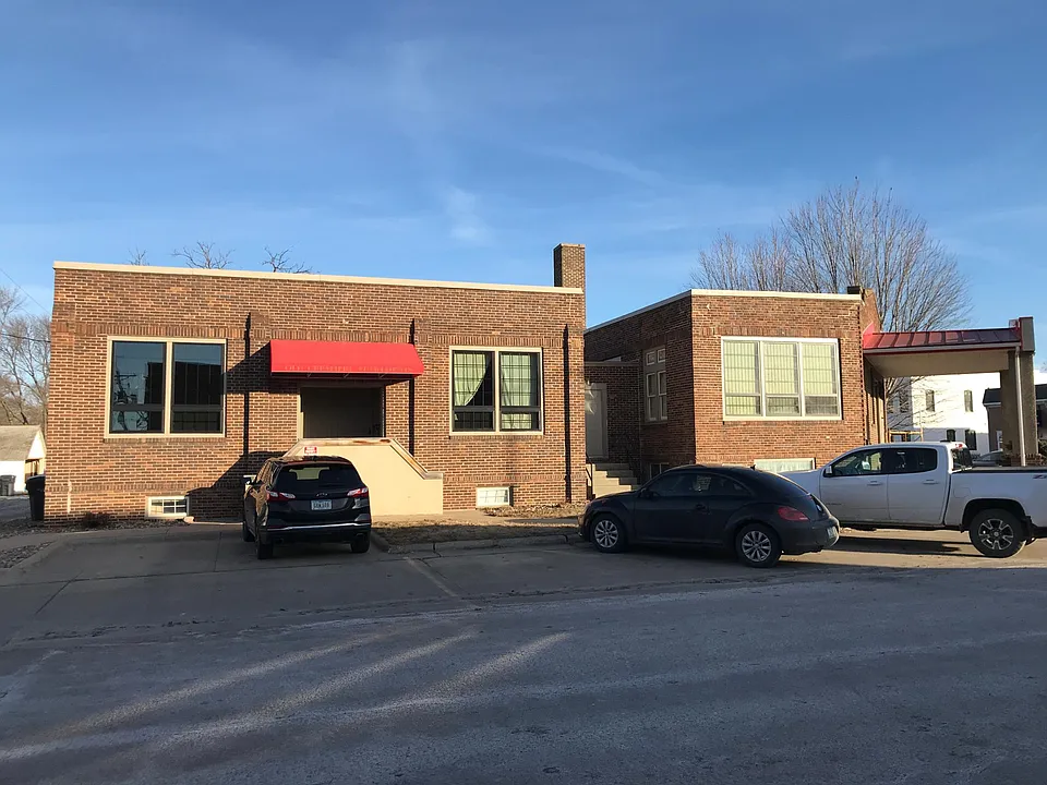 South Facing Unit with Off-Street Private Parking.