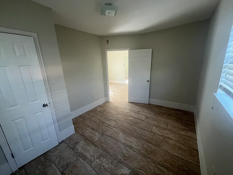 5109 Avenue L #1 — Photo 9