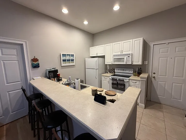 1360 Lake Baldwin Ln #C — Photo 7