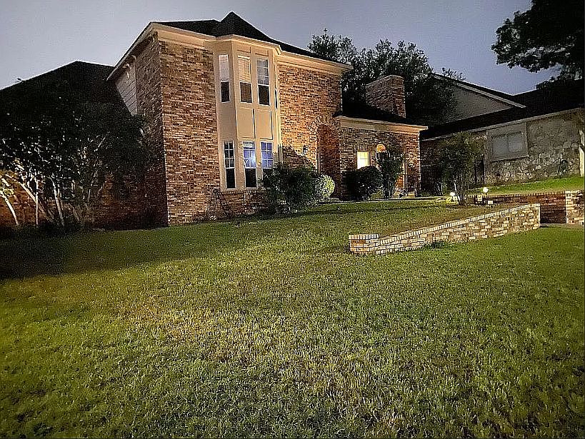 1st image of 618 Lightstone Dr