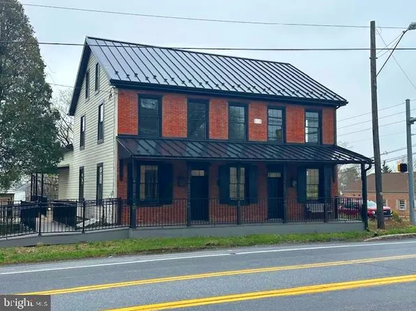 2651 N Reading Rd, Denver, PA 17517