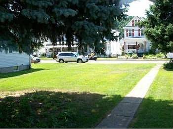 2nd image of 1414 4th Ave