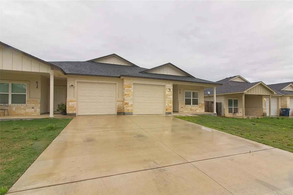 Building Photo - 473 County Road 306 #B