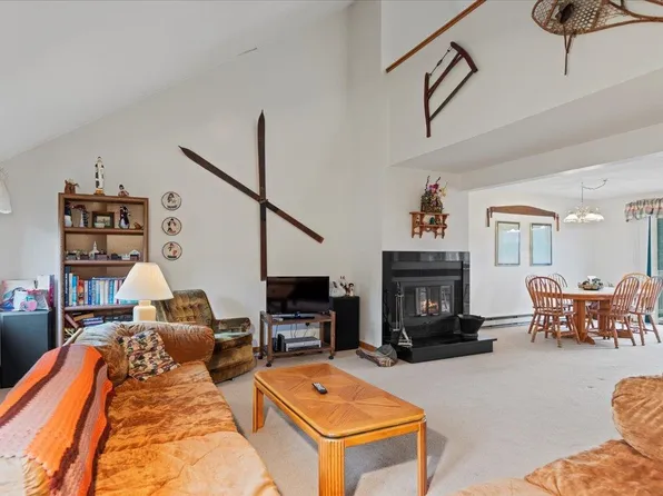 32E Crosstown Road, Dover, VT 05356