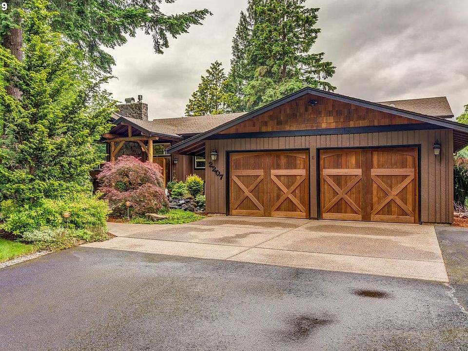 1st image of 2207 NE 126th Ave