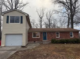 241 Cherry Ln, Frankfort, KY