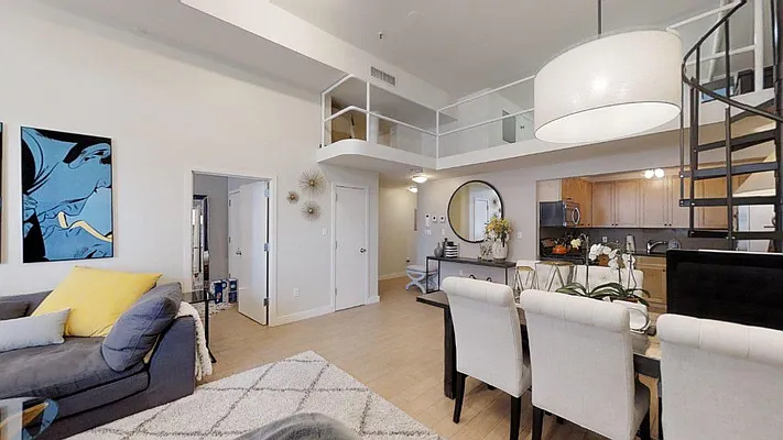 Rented by Metripol Corporation | media 2