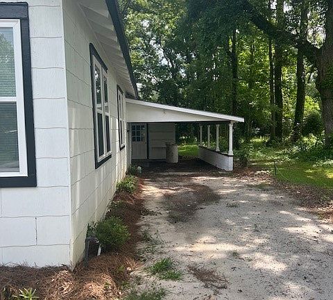 2nd image of 313 Rothwell Street