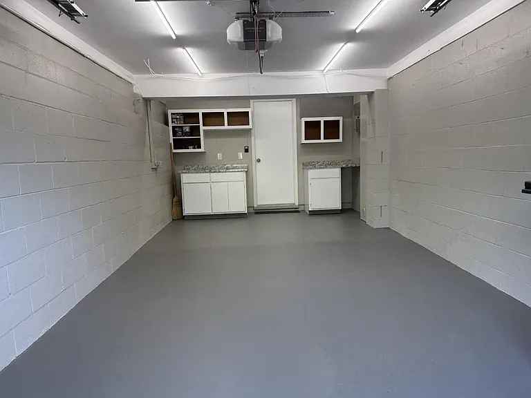 8 Colonial Ct — Photo 11