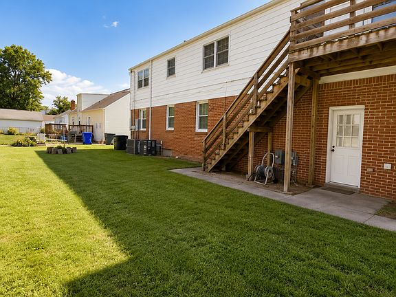 2nd image of 3774 Chatham Cir