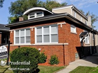 8449 S Oglesby Ave, Chicago, IL