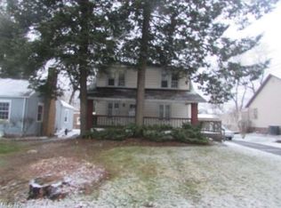 573 N Main St, Poland, OH