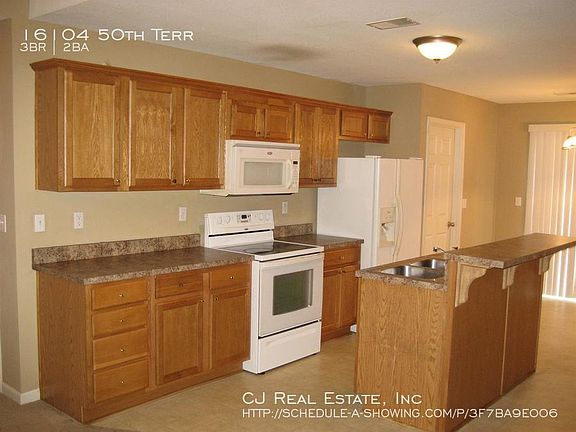 3rd image of 16104 E 50th Ter