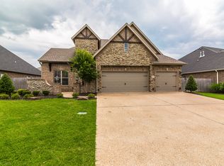 1605 SW Wisteria Ave, Bentonville, AR 72712