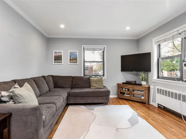 218-02 73rd Avenue image 4 of 18