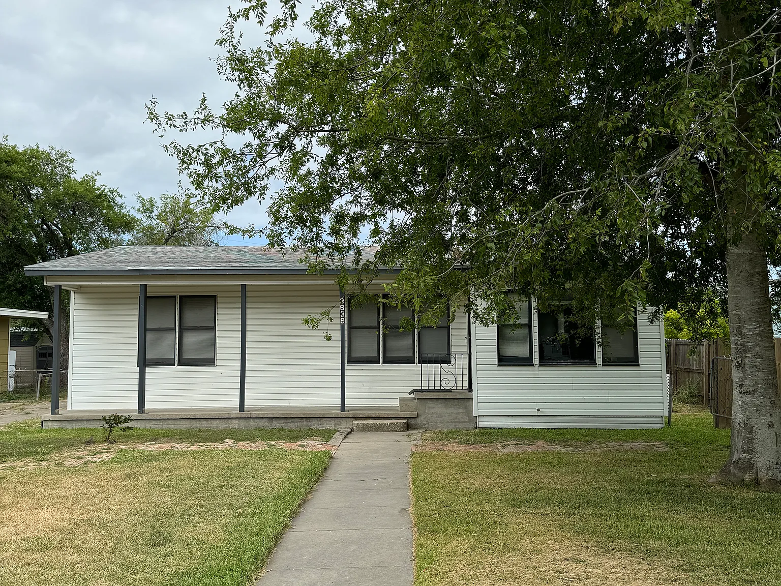 3639 Austin St — Photo 1