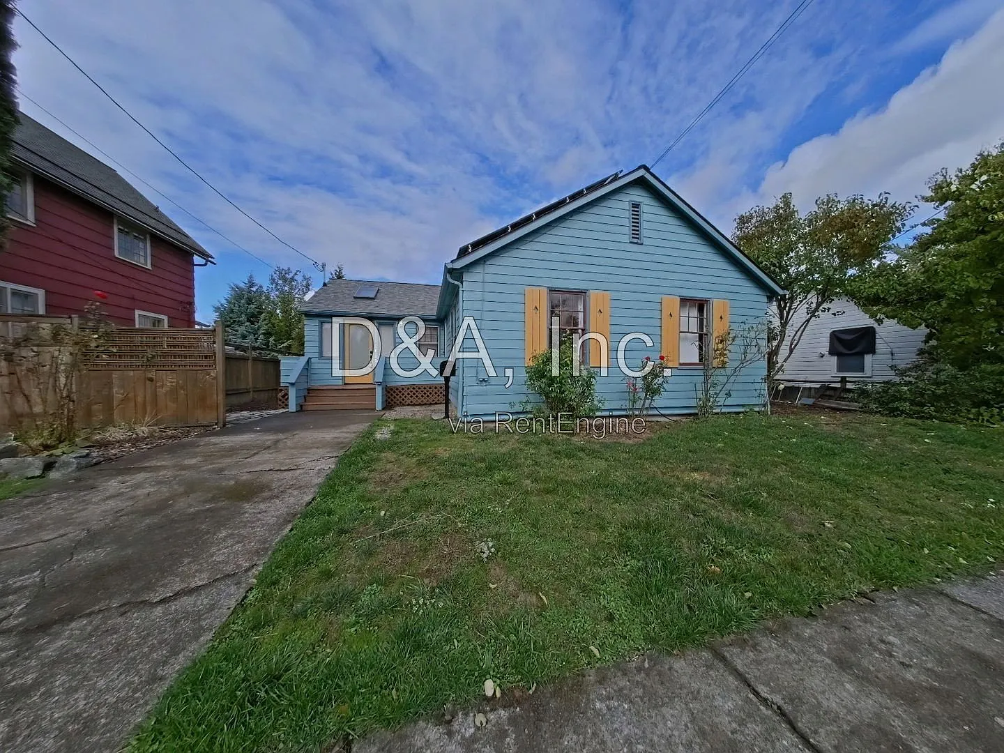 3 bed, 1.0 bath, 1424 sqft, $2,495 — Photo 1