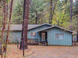 11334 Holiday Dr, Clipper Mills, CA 95930
