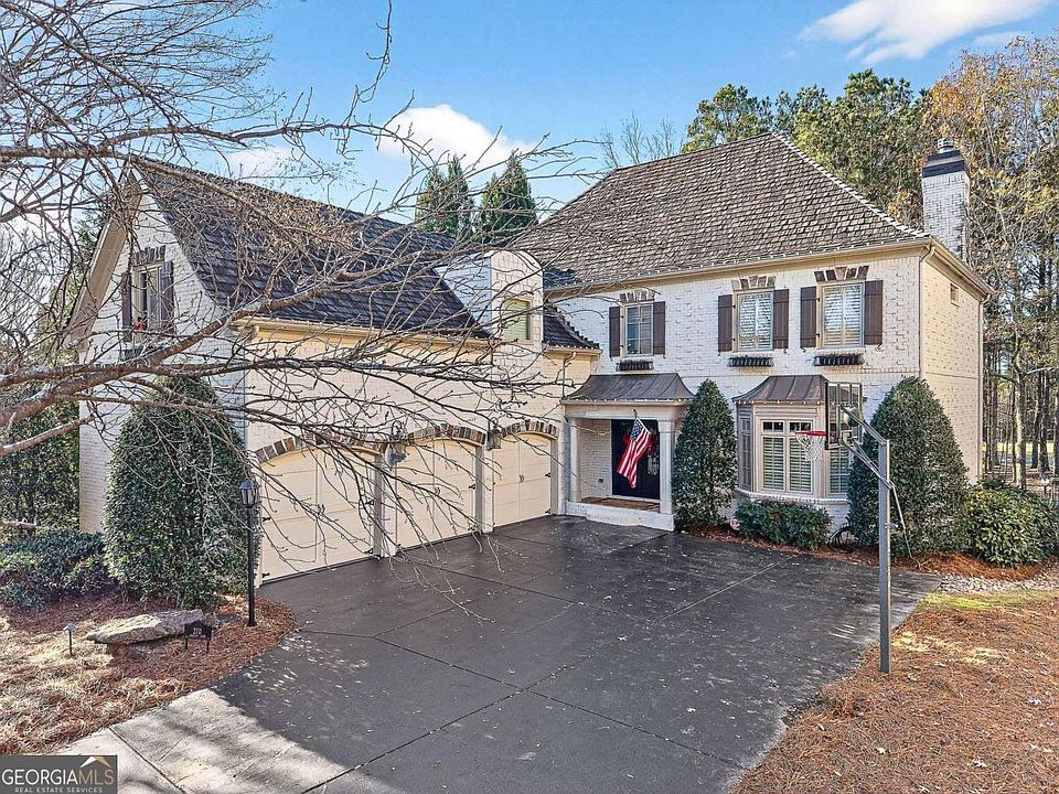 1st image of 270 Ardsley Ln