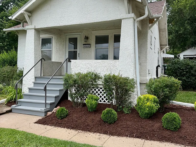 4808 Charles St — Photo 1