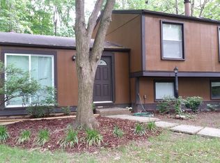 12304 Tigers Eye Ct, Reston, VA 20191