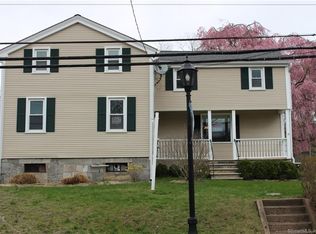 825 Federal Rd, Brookfield, CT 06804