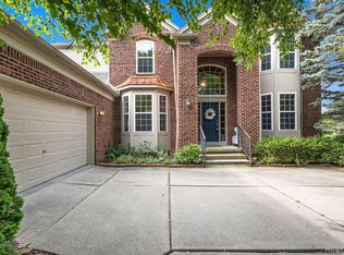 6162 McCandlish Rd, Grand Blanc, MI 48439