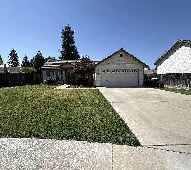 3021 W Loyola Ct