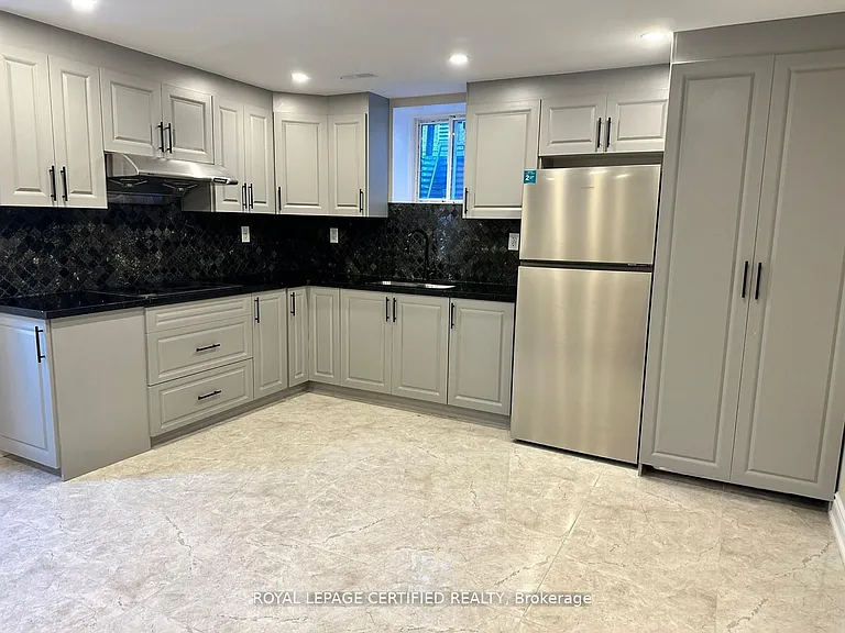 42 Kambalda Rd #BASEMENT — Photo 16