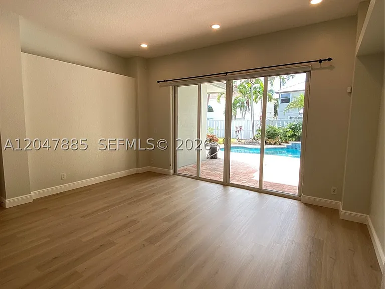 628 SW 168th Ter #0 — Photo 7